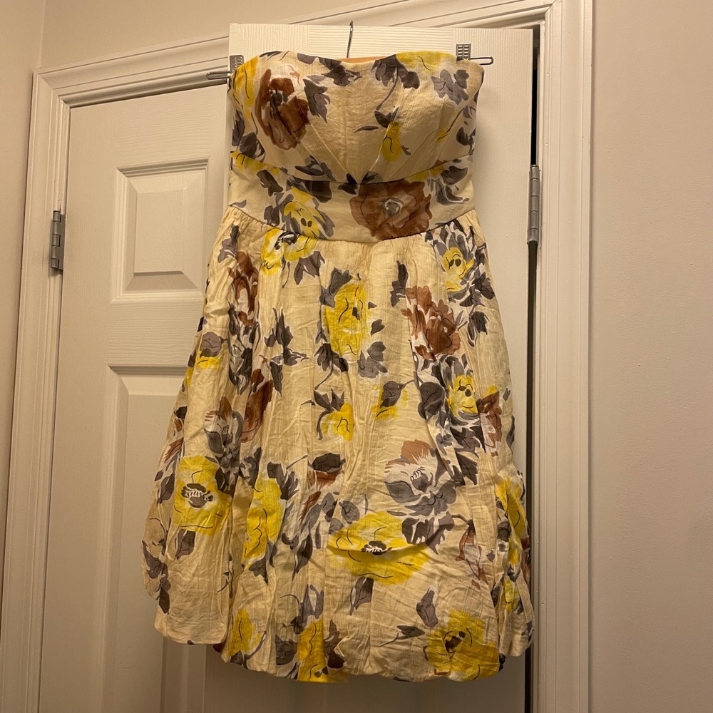 Charlotte Russe Womens Strapless Mini Dress with Floral Design